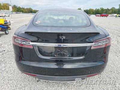 Zdjęcie 6 z 12 samochodu: 2013 TESLA MODEL S VIN:5YJSA1CN2DFP14741 - miniatura