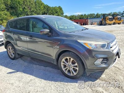 Czwarte zdjęcie samochodu z boku: 2019 FORD ESCAPE SE VIN:1FMCU0GD3KUA02312 - miniatura