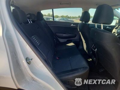 Zdjęcie 11 z 13 samochodu: 2018 KIA SPORTAGE LX VIN:KNDPMCAC5J7487086 - miniatura