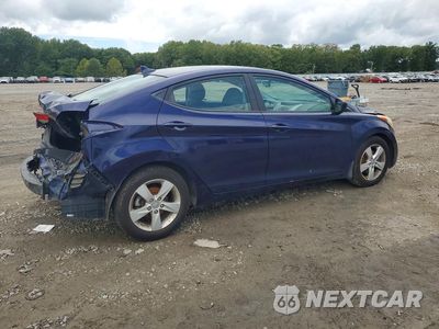 Trzecie zdjęcie samochodu z tyłu: 2013 HYUNDAI ELANTRA GLS VIN:5NPDH4AEXDH430655 - miniatura