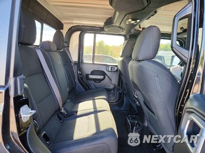 Zdjęcie 10 z 12 samochodu: 2020 JEEP GLADIATOR SPORT VIN:1C6HJTAGXLL160586 - miniatura