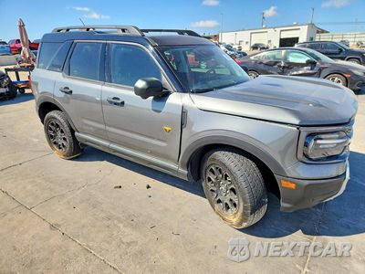 Czwarte zdjęcie samochodu z boku: 2025 FORD BRONCO SPORT BADLANDS VIN:3FMCR9DA6SRE05787 - miniatura