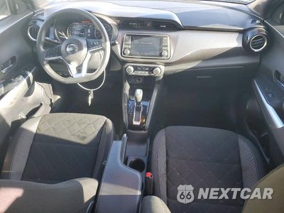 Zdjęcie 8 z 12 samochodu: 2020 NISSAN KICKS SV VIN:3N1CP5CV7LL569127 - miniatura