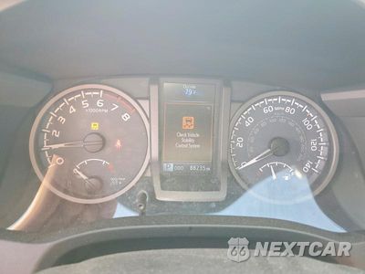 Zdjęcie 9 z 13 samochodu: 2016 TOYOTA TACOMA TRD OFF-ROAD VIN:3TMCZ5AN4GM030930 - miniatura