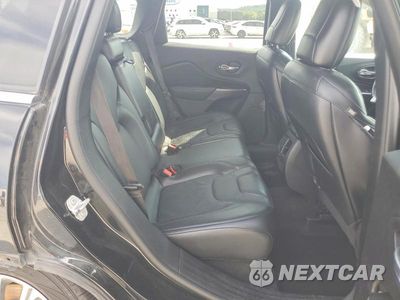 Zdjęcie 11 z 13 samochodu: 2020 JEEP CHEROKEE LATITUDE PLUS VIN:1C4PJLLX8LD632120 - miniatura