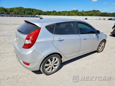 Trzecie zdjęcie samochodu z tyłu: 2012 HYUNDAI ACCENT GLS VIN:KMHCU5AE3CU005280 - miniatura