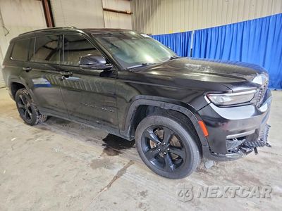 Czwarte zdjęcie samochodu z boku: 2023 JEEP GRAND CHEROKEE L LIMITED VIN:1C4RJKBG7P8719087 - miniatura