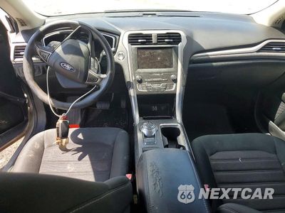 Zdjęcie 8 z 12 samochodu: 2019 FORD FUSION SE VIN:3FA6P0T90KR260262 - miniatura