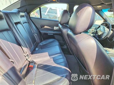 Zdjęcie 10 z 12 samochodu: 2005 LINCOLN LS VIN:1LNHM86S65Y612643 - miniatura