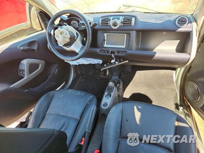Zdjęcie 8 z 12 samochodu: 2015 SMART FORTWO PURE VIN:WMEEJ3BA4FK806741 - miniatura