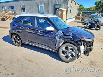 Czwarte zdjęcie samochodu z boku: 2026 HYUNDAI VENUE SEL VIN:KMHRC8A38TU423603 - miniatura