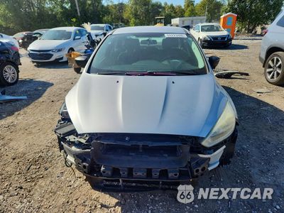 Piąte zdjęcie samochodu w środku: 2016 FORD FOCUS S VIN:1FADP3E23GL306830 - miniatura