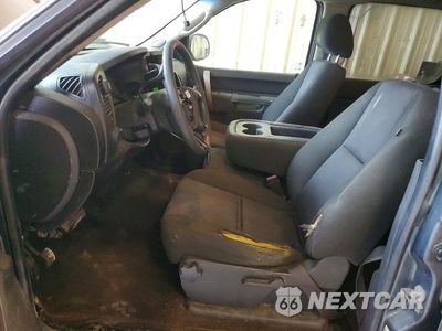 Zdjęcie 7 z 13 samochodu: 2010 CHEVROLET SILVERADO 1500 VIN:3GCRCREA5AG228769 - miniatura