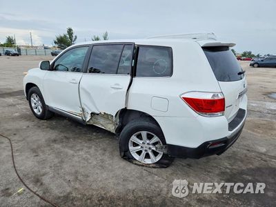 Drugie zdjęcie samochodu z przodu: 2011 TOYOTA HIGHLANDER BASE VIN:5TDZK3EH6BS049723 - miniatura