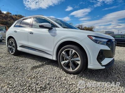 Czwarte zdjęcie samochodu z boku: 2023 AUDI Q4 E-TRON PREMIUM VIN:WA1K2BFZXPP065566 - miniatura