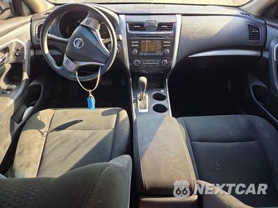 Zdjęcie 8 z 12 samochodu: 2015 NISSAN ALTIMA 2.5 S VIN:1N4AL3AP9FN361138 - miniatura