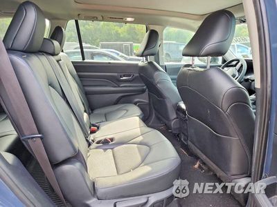 Zdjęcie 10 z 12 samochodu: 2024 TOYOTA GRAND HIGHLANDER XLE VIN:5TDAAAB59RS037655 - miniatura