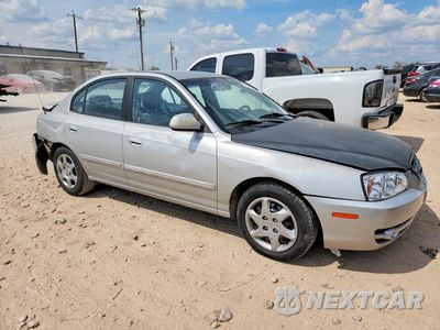Czwarte zdjęcie samochodu z boku: 2005 HYUNDAI ELANTRA GLS VIN:KMHDN46D15U043326 - miniatura