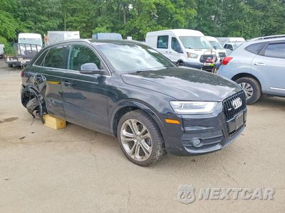 Czwarte zdjęcie samochodu z boku: 2015 AUDI Q3 PRESTIGE VIN:WA1GFCFS9FR004277 - miniatura