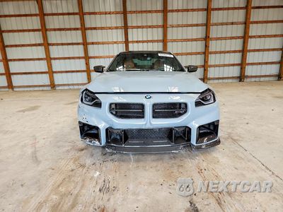 Piąte zdjęcie samochodu w środku: 2024 BMW M2 VIN:3MF13DM03R8E06285 - miniatura