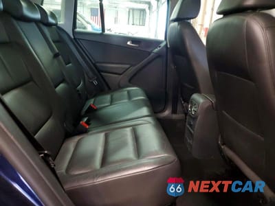 Zdjęcie 11 z 13 samochodu: 2011 VOLKSWAGEN TIGUAN S VIN:WVGBV7AX3BW565126 - miniatura
