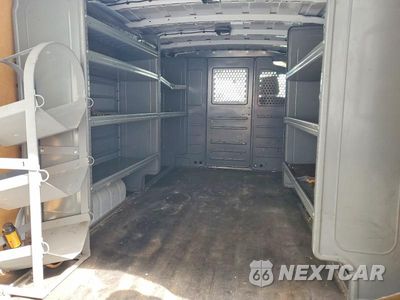 Zdjęcie 10 z 13 samochodu: 2020 NISSAN NV 2500 HD SV VIN:1N6BF0KY4LN806454 - miniatura