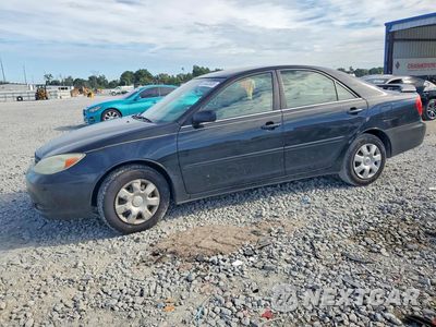 2002 TOYOTA CAMRY LE 4T1BE32K52U024442 - główne zdjęcie licytacji z USA - miniatura