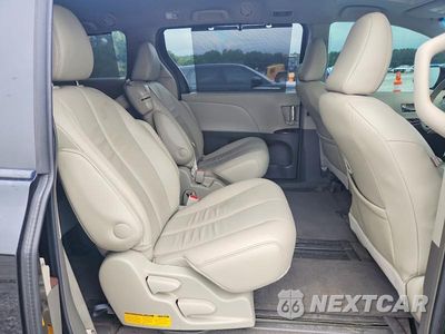 Zdjęcie 11 z 14 samochodu: 2014 TOYOTA SIENNA XLE 8-PASSENGER VIN:5TDYK3DCXES469359 - miniatura