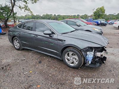 Czwarte zdjęcie samochodu z boku: 2025 HYUNDAI SONATA SE VIN:KMHL24JA4SA474581 - miniatura