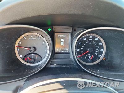 Zdjęcie 9 z 13 samochodu: 2014 HYUNDAI SANTA FE SPORT 2.4L VIN:5XYZT3LB0EG163911 - miniatura