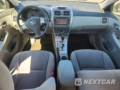 Zdjęcie 8 z 12 samochodu: 2013 TOYOTA COROLLA LE VIN:JTDBU4EE4DJ120926 - miniatura