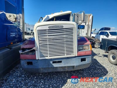 Piąte zdjęcie samochodu w środku: 1996 FREIGHTLINER FLD120 SEMI TRUCK VIN:1FUYDZYB9TL598490 - miniatura