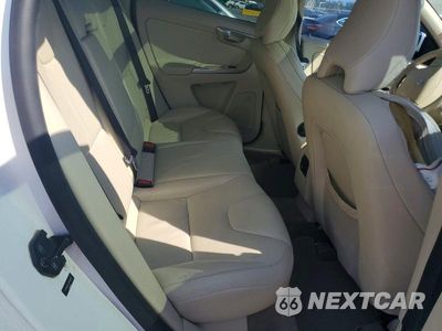 Zdjęcie 11 z 13 samochodu: 2010 VOLVO XC60 3.2 VIN:YV4982DL0A2079253 - miniatura