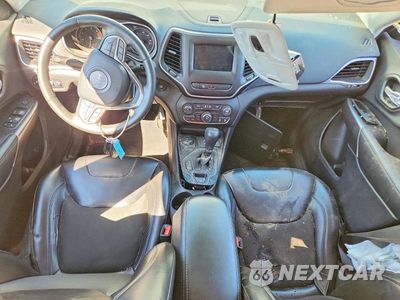 Zdjęcie 8 z 13 samochodu: 2019 JEEP CHEROKEE LATITUDE PLUS VIN:1C4PJMLB4KD423773 - miniatura