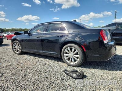 Drugie zdjęcie samochodu z przodu: 2015 CHRYSLER 300 LIMITED VIN:2C3CCARG6FH760811 - miniatura