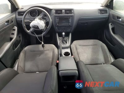 Zdjęcie 8 z 12 samochodu: 2015 VOLKSWAGEN JETTA BASE VIN:3VW2K7AJ3FM425542 - miniatura