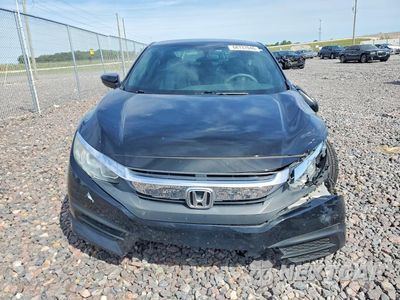 Piąte zdjęcie samochodu w środku: 2017 HONDA CIVIC LX VIN:2HGFC4B08HH311996 - miniatura