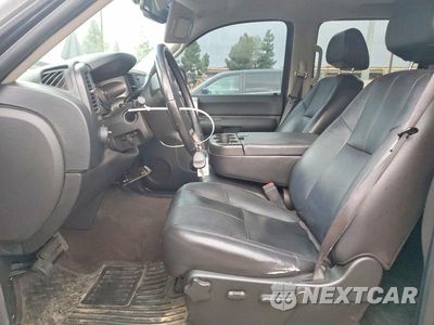 Zdjęcie 7 z 13 samochodu: 2008 GMC SIERRA K1500 VIN:3GTEK13J08G291276 - miniatura