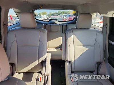 Zdjęcie 10 z 14 samochodu: 2019 TOYOTA HIGHLANDER XLE VIN:5TDKZRFH2KS552227 - miniatura