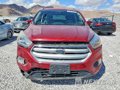 Piąte zdjęcie samochodu w środku: 2017 FORD ESCAPE TITANIUM VIN:1FMCU0JD9HUC51120 - miniatura