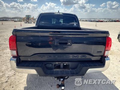 Zdjęcie 6 z 12 samochodu: 2022 TOYOTA TACOMA SR5 V6 VIN:3TMAZ5CN6NM176098 - miniatura