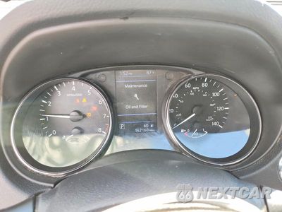 Zdjęcie 9 z 14 samochodu: 2019 NISSAN ROGUE SV VIN:5N1AT2MT2KC731277 - miniatura