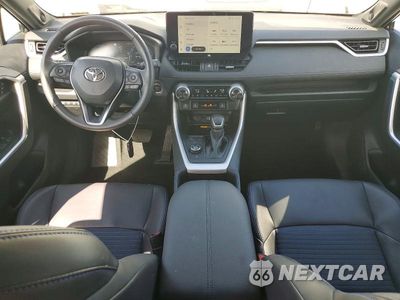 Zdjęcie 8 z 13 samochodu: 2025 TOYOTA RAV4 XSE VIN:4T3E6RFV3SU184781 - miniatura