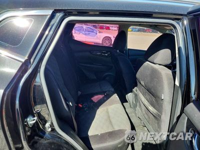Zdjęcie 10 z 12 samochodu: 2018 NISSAN ROGUE SPORT SV VIN:JN1BJ1CRXJW283563 - miniatura