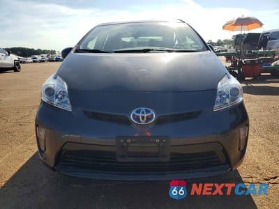 Piąte zdjęcie samochodu w środku: 2015 TOYOTA PRIUS THREE VIN:JTDKN3DU3F1865282 - miniatura