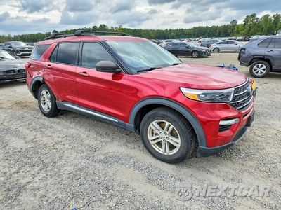 Czwarte zdjęcie samochodu z boku: 2020 FORD EXPLORER XLT VIN:1FMSK8DHXLGC19671 - miniatura