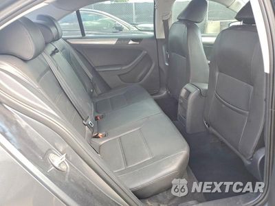Zdjęcie 10 z 13 samochodu: 2017 VOLKSWAGEN JETTA SE VIN:3VWDB7AJ3HM389766 - miniatura