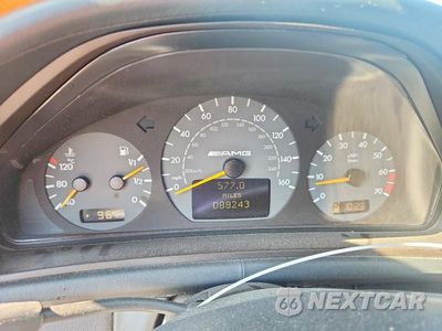 Zdjęcie 9 z 12 samochodu: 2002 MERCEDES-BENZ CLK 55 AMG VIN:WDBLK74G42T112503 - miniatura
