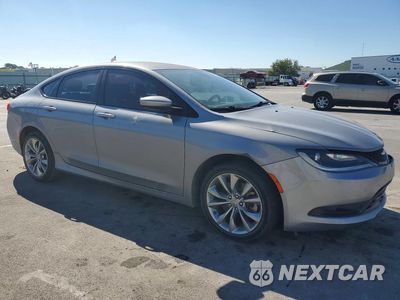 Czwarte zdjęcie samochodu z boku: 2015 CHRYSLER 200 S VIN:1C3CCCBG4FN517687 - miniatura