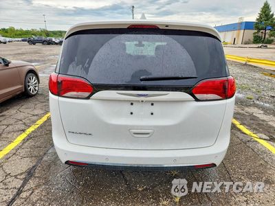 Zdjęcie 6 z 13 samochodu: 2018 CHRYSLER PACIFICA TOURING PLUS VIN:2C4RC1FG9JR279318 - miniatura